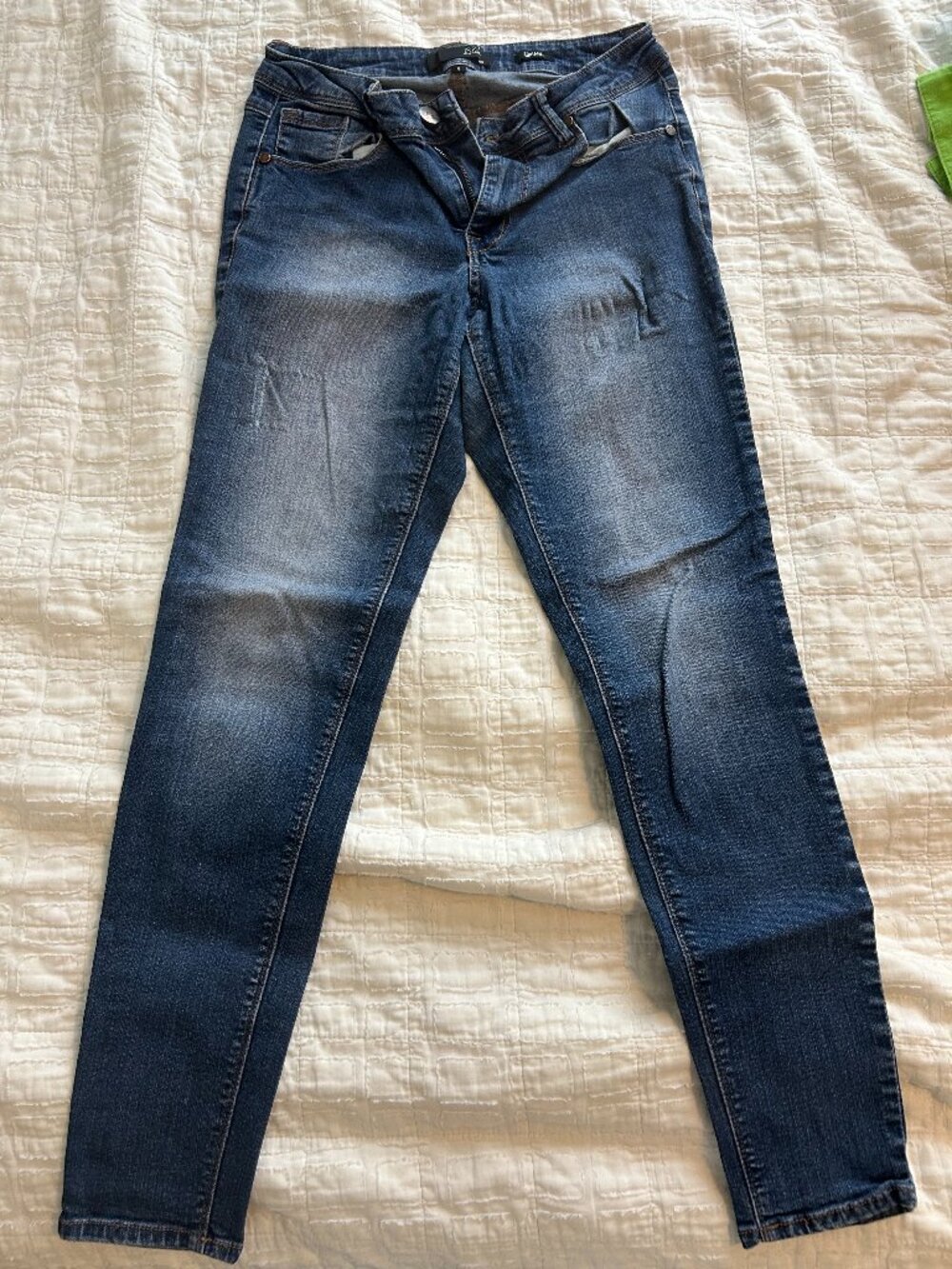 Adrianna 1822 Jeans